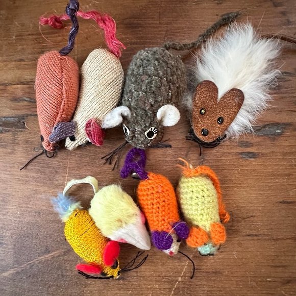 Textured Cat Toy Mouse NWOT - Picture 2 of 9